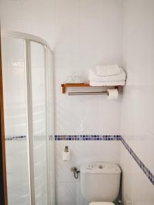 Koupelna v ubytování Hostal Alcántara
