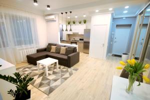Гостиная зона в Inn Home Apartments - Ocean Plaza area
