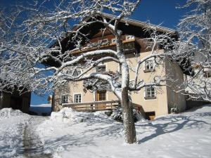 Obiekt Klausmoarhof zimą