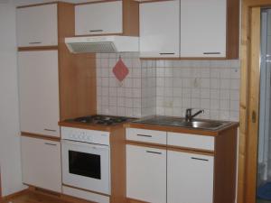 Kuchnia lub aneks kuchenny w obiekcie Klausmoarhof