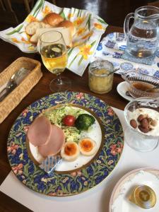 Cibo presso l'affittacamere o nelle vicinanze