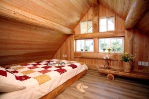 Gallery image of Jeju Bille Log Pension in Seogwipo