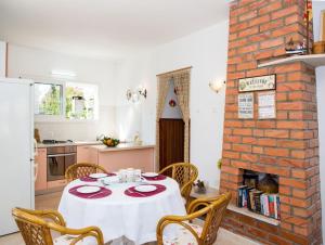 Kuchyň nebo kuchyňský kout v ubytování Apartments Villa Diha