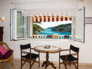 Bazén v ubytování Apartments Villa Diha nebo v jeho okolí