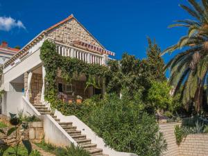 Zahrada ubytování Apartments Villa Diha