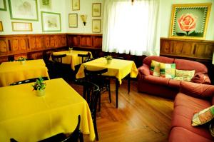 Posezení v ubytování Albergo Trieste