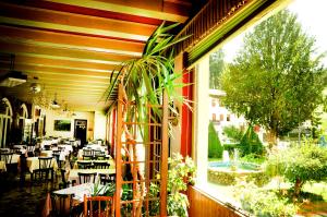 Restaurace v ubytování Albergo Trieste
