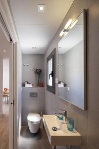 Ванная комната в Hotel Sagrada Familia Apartments