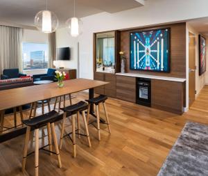 Kuchyň nebo kuchyňský kout v ubytování Hyatt Regency Bloomington - Minneapolis