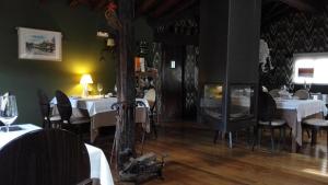 Restaurace v ubytování Posada Real Torre Berrueza