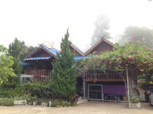 Gallery image of Sangsawang Resort in Mae Hong Son