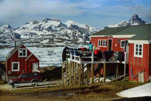 Gallery image of The Red House in Tasiilaq