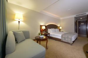 Фотография из галереи Ramada Plaza Altin Kayisi Hotel в Малатье