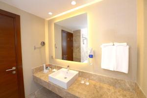 Фотография из галереи Ramada Plaza Altin Kayisi Hotel в Малатье