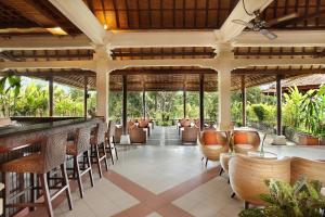 Restaurace v ubytování Bali Tropic Resort & Spa - CHSE Certified