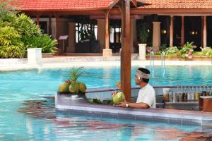 Bazén v ubytování Bali Tropic Resort & Spa - CHSE Certified nebo v jeho okolí