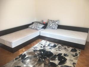 Кровать или кровати в номере Stylish spacious flat