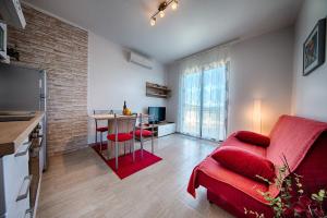 TV a/nebo společenská místnost v ubytování Apartments Mihojevic