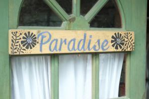 Certifikát, hodnocení, plakát nebo jiný dokument vystavený v ubytování One32 Guesthouse Paradise