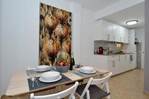 A kitchen or kitchenette at Apartamento El Pueblo