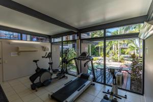 Posilňovňa alebo fitness centrum v ubytovaní Southern Cross Atrium Apartments