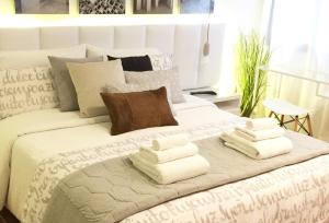 Postel nebo postele na pokoji v ubytování Apartment Design Marbella + 37 fotografií