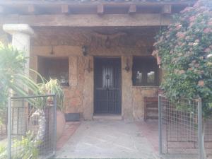 Fasada lub wejście do obiektu Casa Calañas