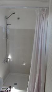 Kylpyhuone majoituspaikassa Casa Badia