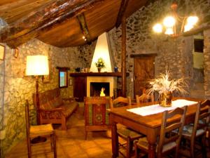 Restoranas ar kita vieta pavalgyti apgyvendinimo įstaigoje Casa Rural Montaña (1141)