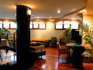 Posezení v ubytování Hotel Mediterráneo