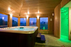 Koupelna v ubytování Hotel REDYK Ski&Relax