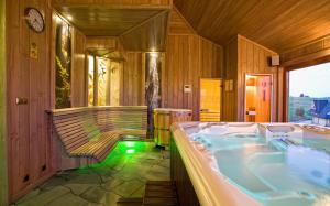 Fotografie z fotogalerie ubytování Hotel REDYK Ski&Relax v destinaci Ząb