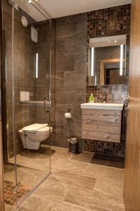 Ένα μπάνιο στο Riffler Lodge +44 φωτογραφίες