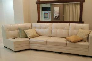 Gallery image of The Guest House Laoag in Laoag +8 photos