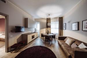 Χώρος καθιστικού στο Estella luxury suites