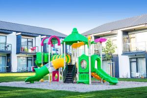 Holiday Park & Resort Mielno tesisinde çocuk oyun alanı