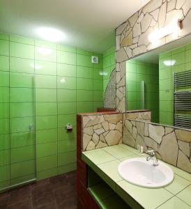 Koupelna v ubytování Hotel Vinopa