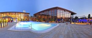 Bazén v ubytování Hotel Spitzenpfeil nebo v jeho okolí