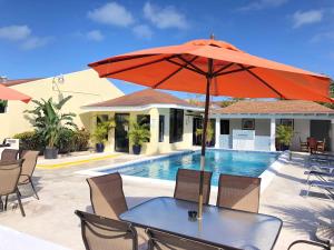 Gallery image of Colony Club Inn & Suites in Nassau