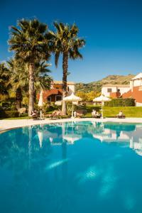 Bazén v ubytování Alcantara Resort di Charme Adults Only nebo v jeho okolí