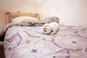 Katil atau katil-katil dalam bilik di Sheni Hostel