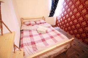 Katil atau katil-katil dalam bilik di Sheni Hostel