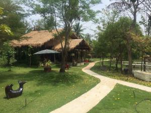 Gallery image of BaanSuanLeelawadee Resort Amphawa in Amphawa