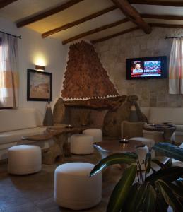 Gallery image of Hotel Arathena in San Pantaleo