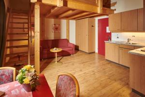 Η κουζίνα ή μικρή κουζίνα στο Hotel Central Wolter - Grindelwald