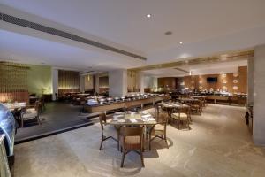 Gallery image of Pride Hotel Pune in Pune