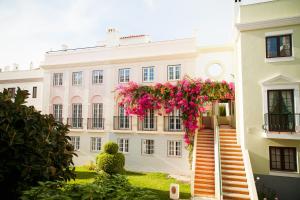 The building in which Az üdülőközpontot is located