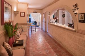 Зона вітальні в Little Arches Boutique Hotel - Adults Only