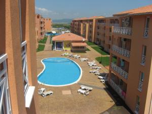 The swimming pool at or close to Sunny Day 6