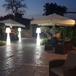 Patio nebo venkovní prostory v ubytování Hotel Il Dito e la Luna